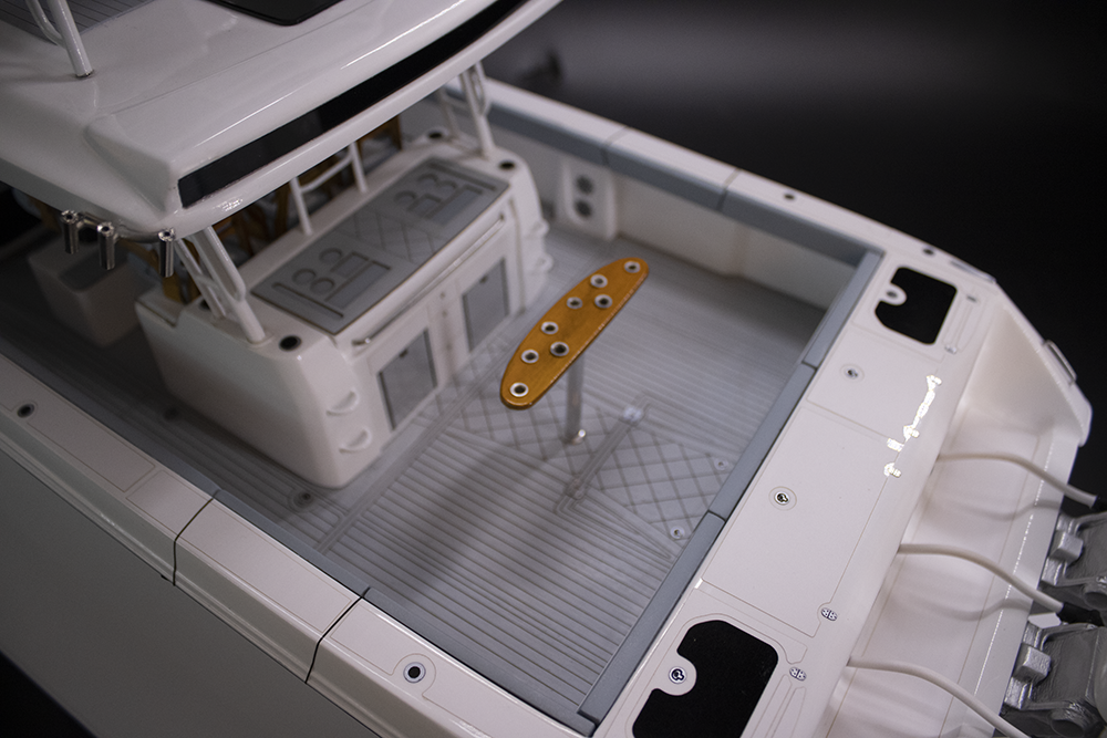 Everglades 455cc custom model replica