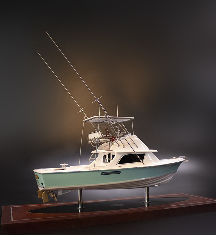 Bertram 31 Sport Fisherman 1974 desk model