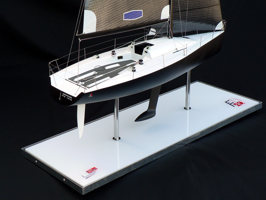 Custom Models - Farr - Farr 40 "Nerone" - Abordage