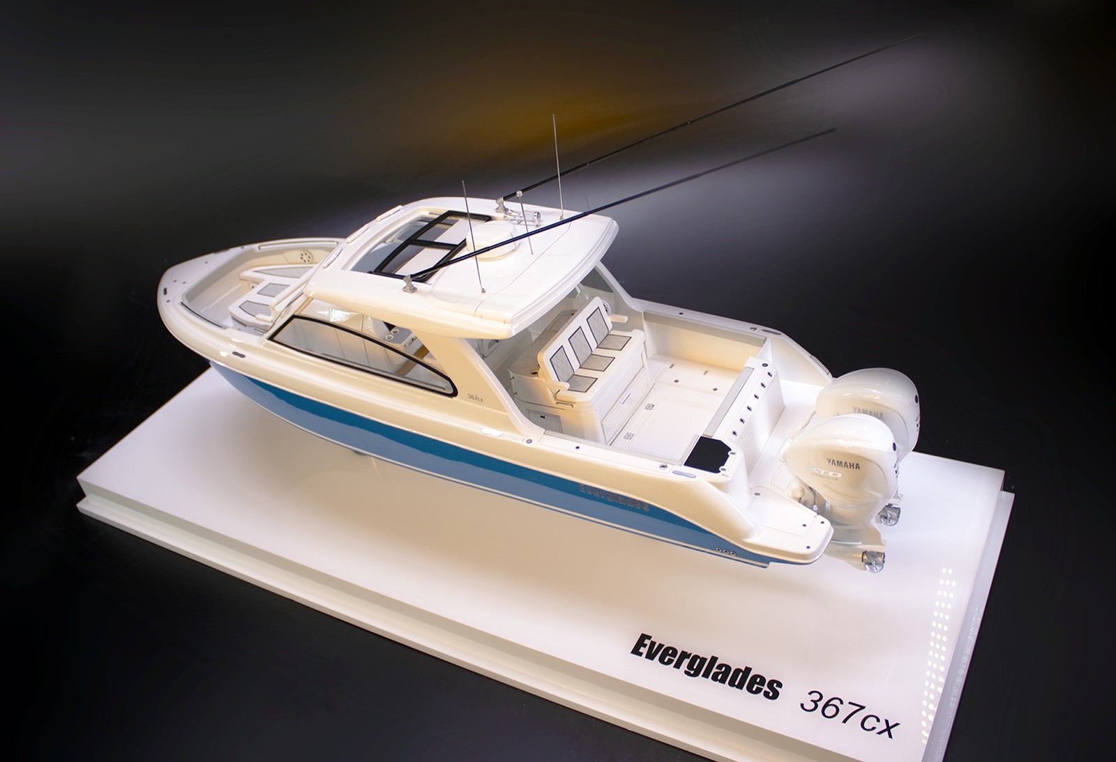 Everglades 367cx dazzling custom model