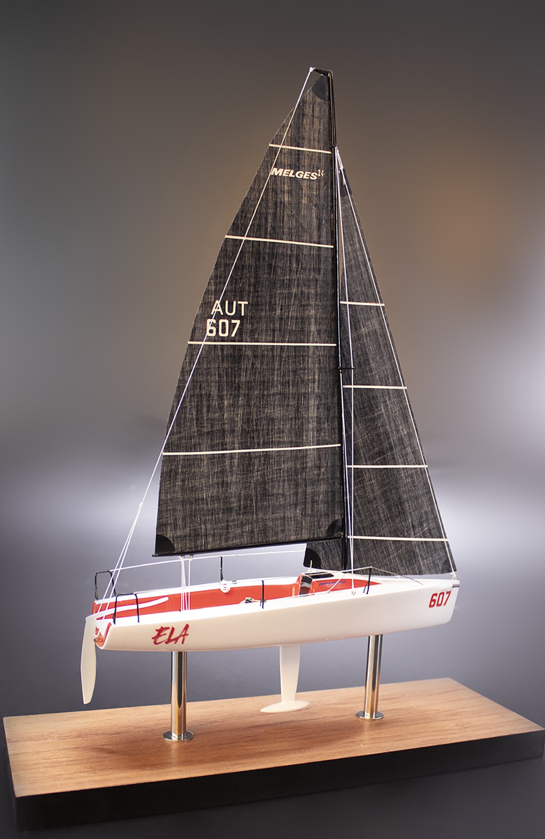 Melges 24 handsome desk model of 8 inches LOA