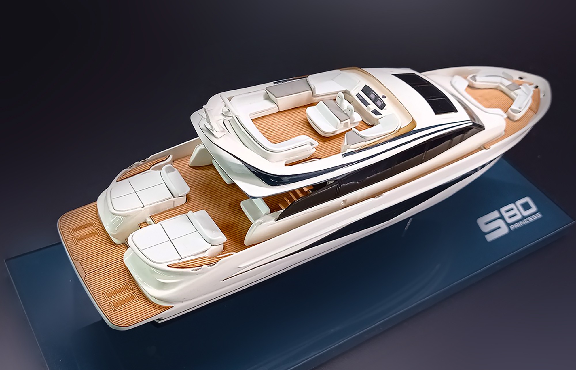 Princess Yacht S80 phenomenal desk model