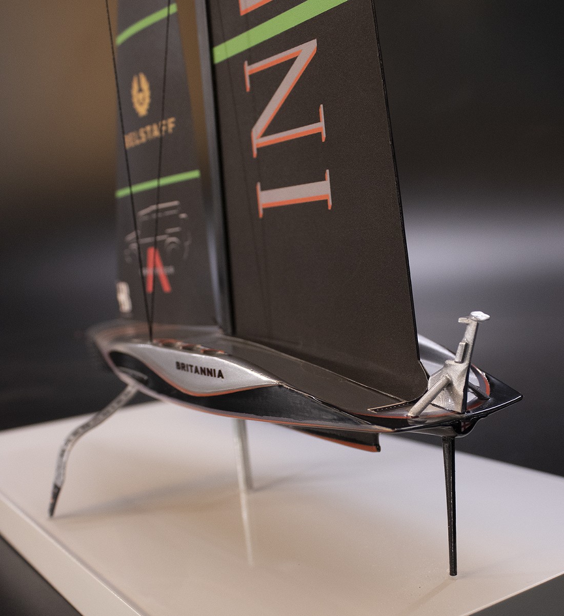 AC 75 INEOS TEAM UK 2024 desk model MN-A-202