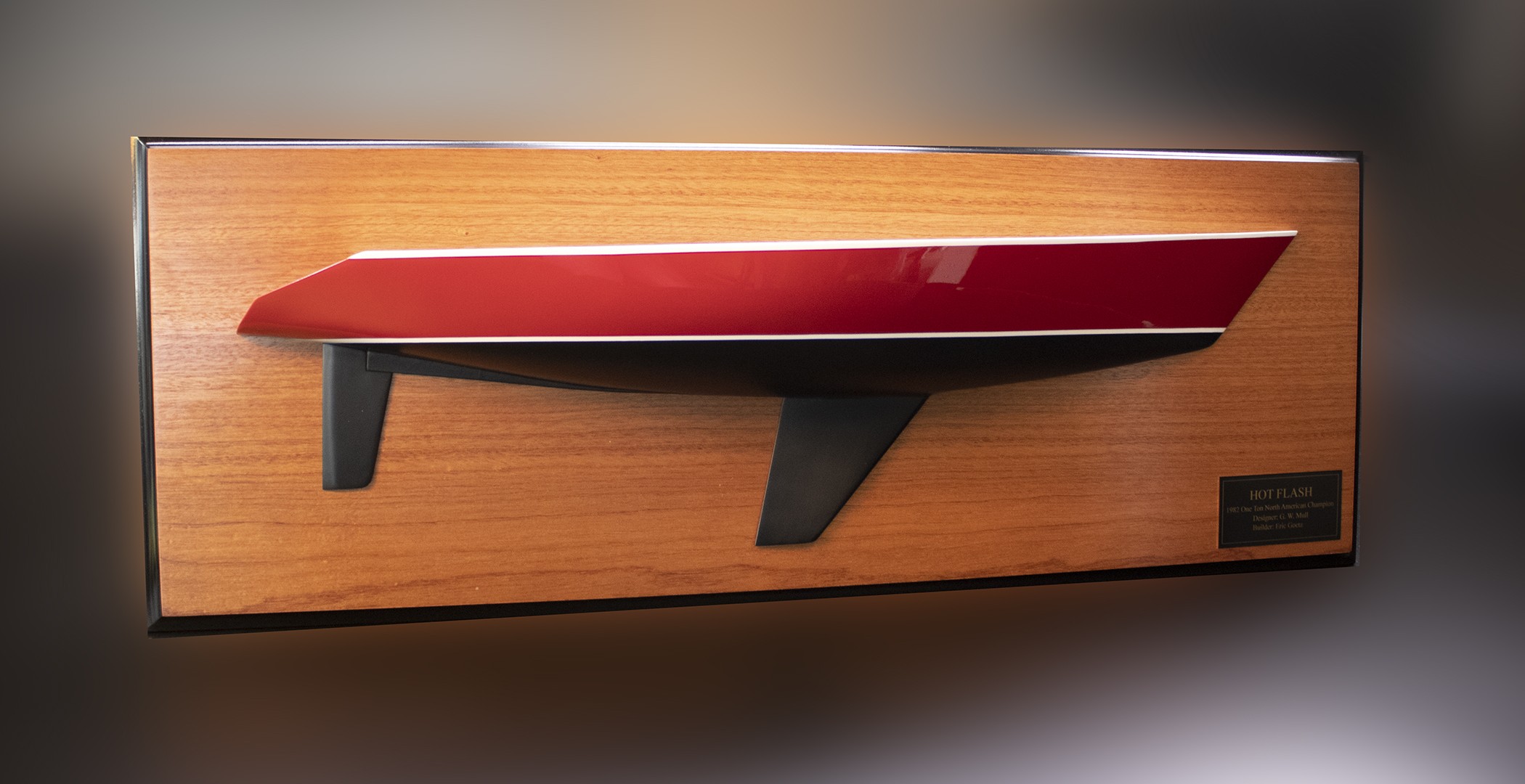 One ton sloop 37,46' custom half hull